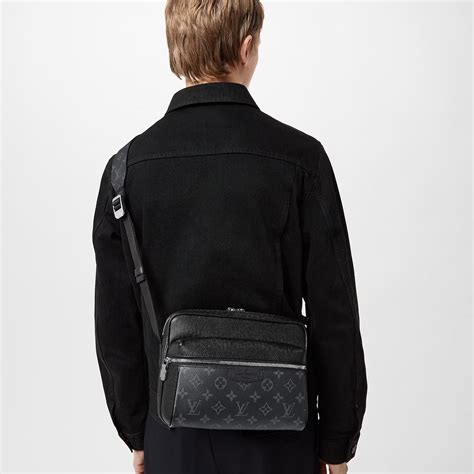 LOUIS VUITTON Outdoor Messenger BLACK M30233 .